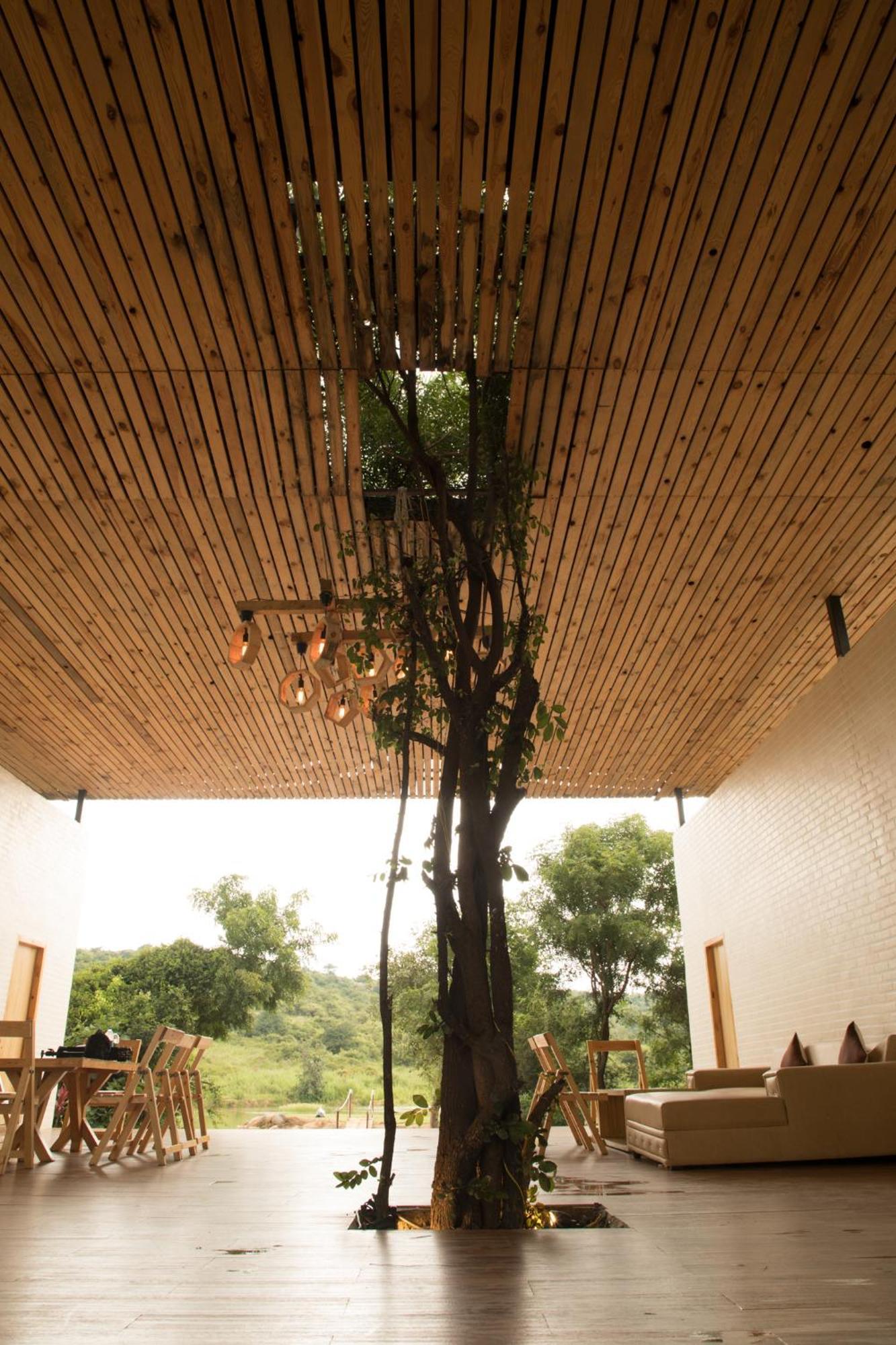 Rustic Vogue Hotel Shamirpet ภายนอก รูปภาพ